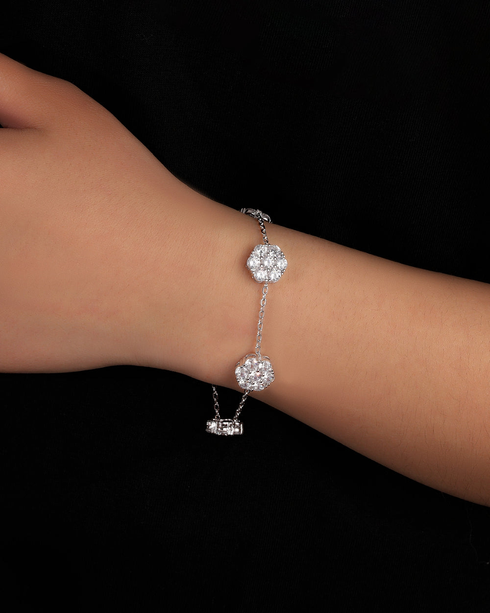 MOISSANITE ICED HEXAGON BRACELET. - WHITE GOLD